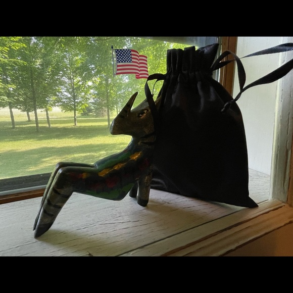 Silky Eye Mask with lashes NWOT plus bonus - Picture 6 of 7